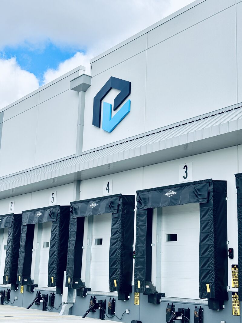 Industry-First 3PL Frozen Loading Dock
